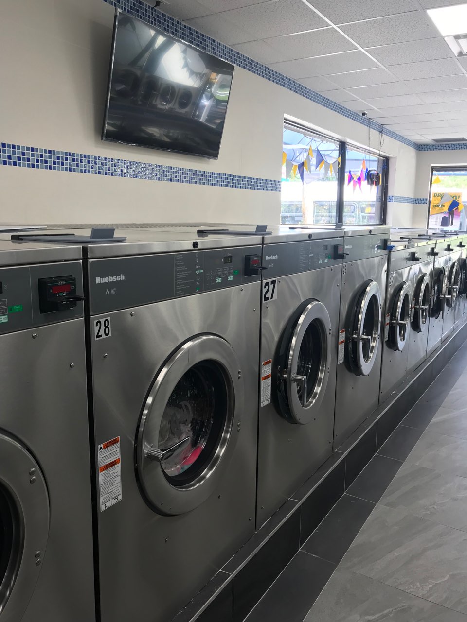 Cross Island Laundromat | 234-20 Linden Blvd, Cambria Heights, NY 11411 | Phone: (718) 525-0012