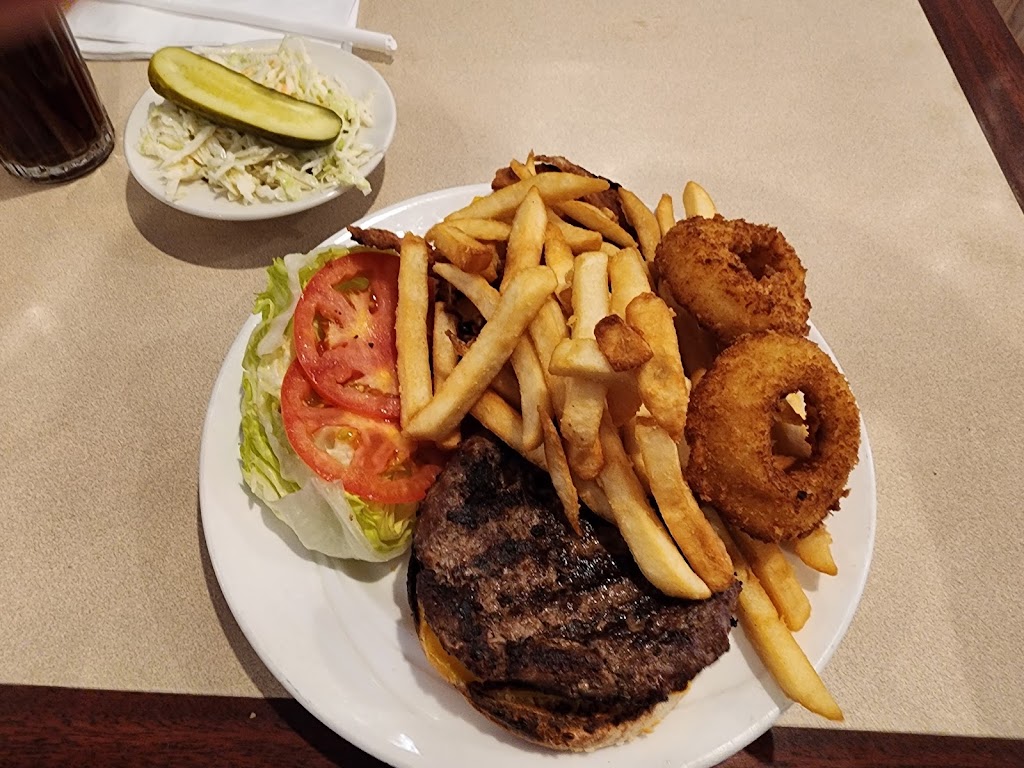 Old Westbury Diner | 4 Glen Cove Rd, Old Westbury, NY 11568 | Phone: (516) 246-9201