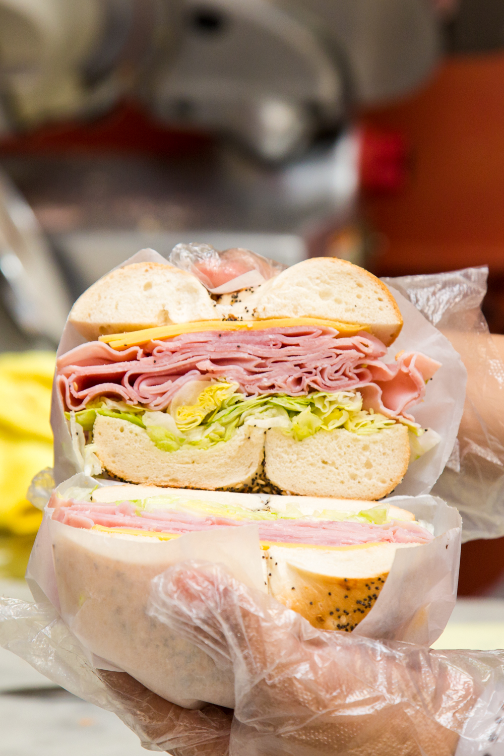 Best Bagel A Round | 319 Broadway, Huntington Station, NY 11746 | Phone: (631) 423-3333