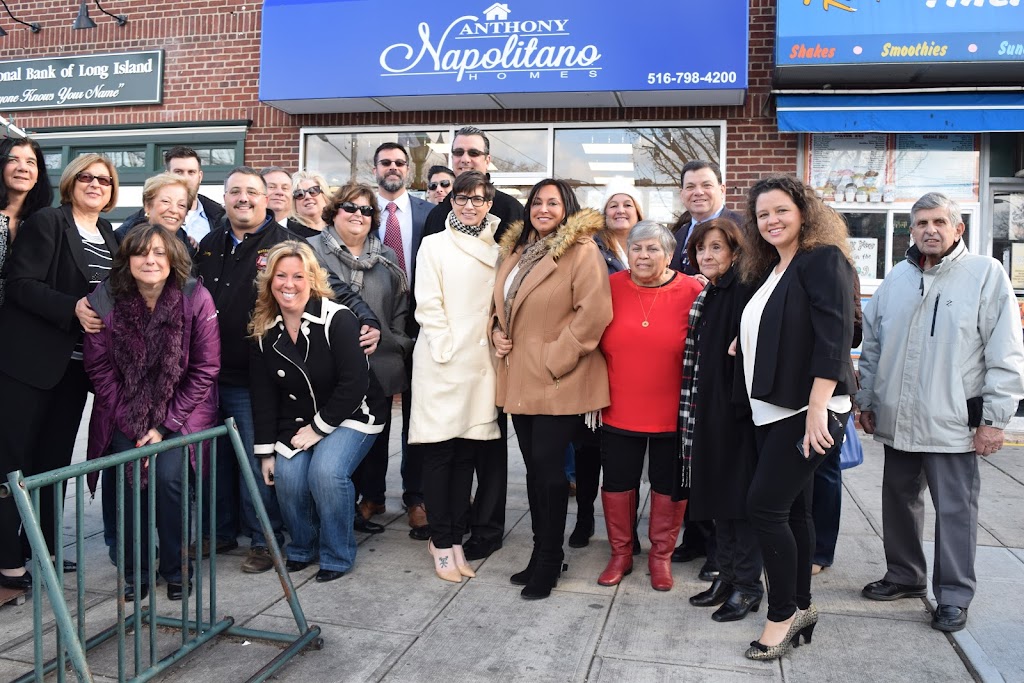 Anthony Napolitano Homes | 1047 Park Blvd, Massapequa Park, NY 11762 | Phone: (516) 798-4200