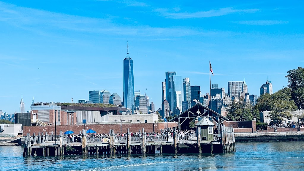 Liberty Island Ferry | 1 Audrey Zapp Dr, Jersey City, NJ 07305 | Phone: (201) 604-2800