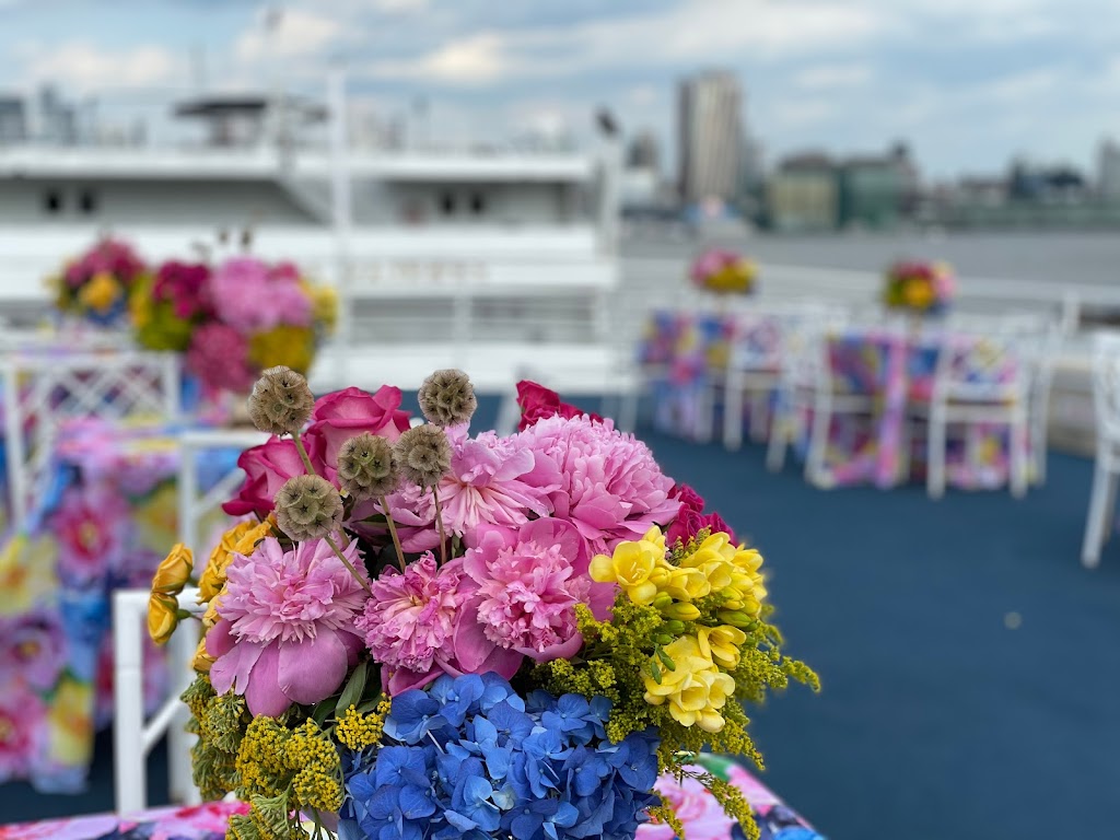 Yacht Party | 60 Chelsea Piers Pier 60, New York, NY 10011 | Phone: (646) 801-2628