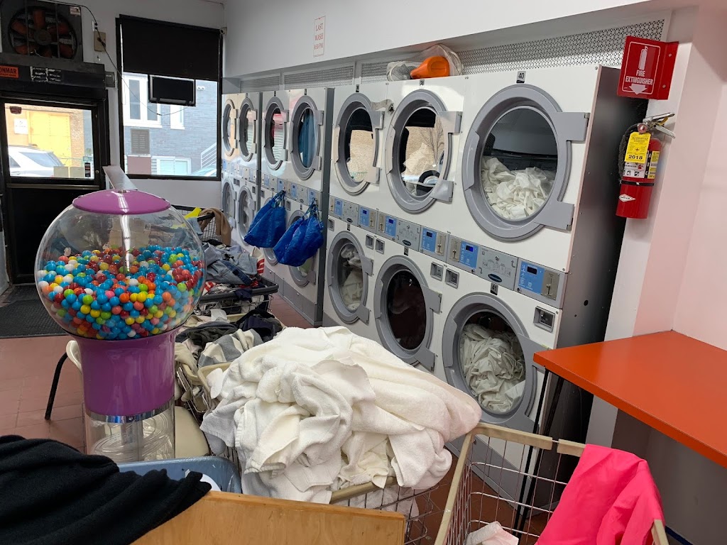 Laundry Land II Inc | 269 Eckford St, Brooklyn, NY 11222 | Phone: (718) 383-3587