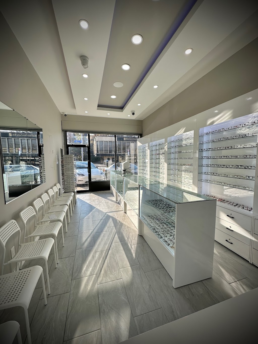 Sight & Specs Optometry | 224-17A Union Tpke, Queens, NY 11364 | Phone: (718) 470-2280