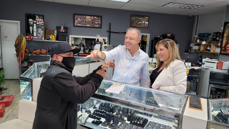 King Cash Pawn Shop | 47 Sunrise Hwy, Lindenhurst, NY 11757 | Phone: (631) 991-8866