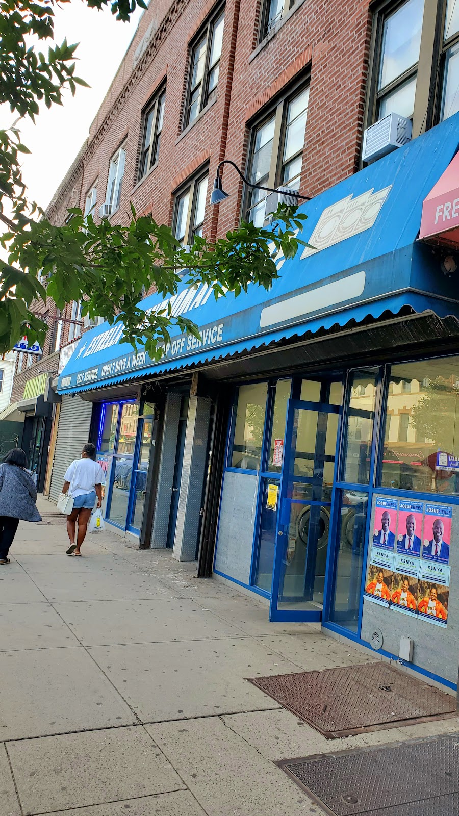 Estrella Laundromat | 1506 Nostrand Ave., Brooklyn, NY 11226 | Phone: (347) 787-2104