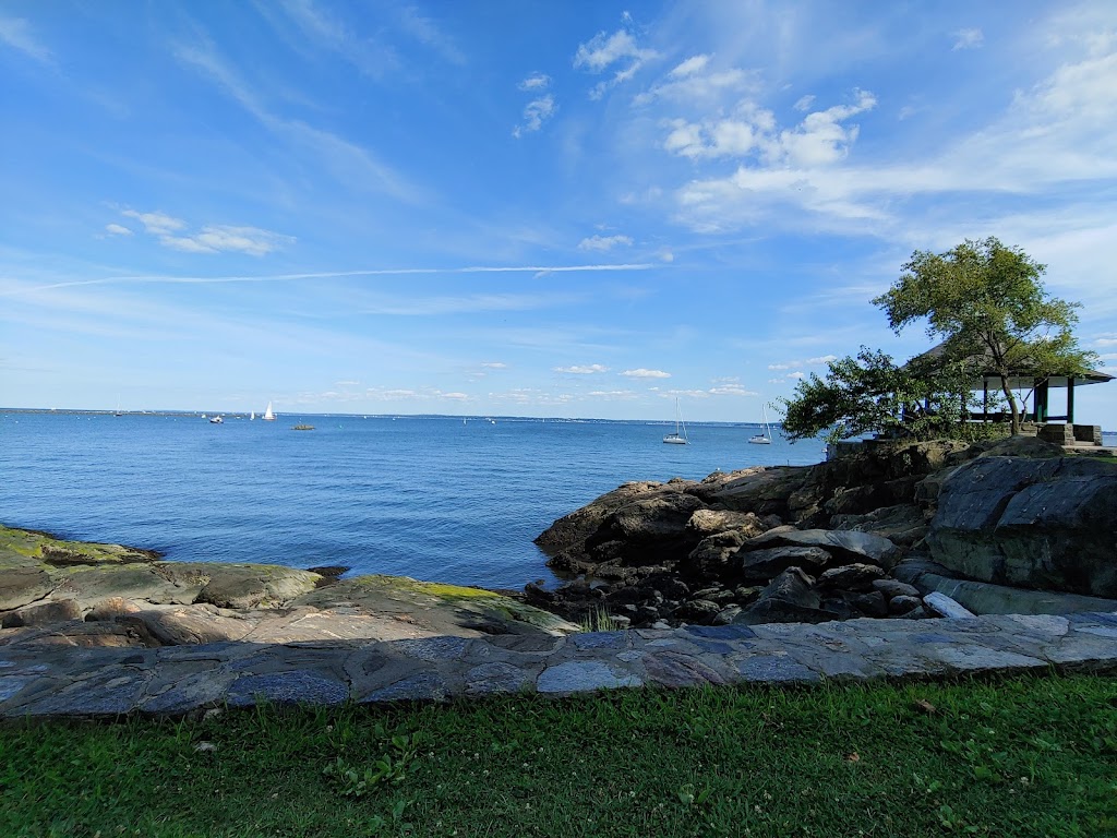 Larchmont Manor Park | 108 Park Ave, Larchmont, NY 10538 | Phone: (914) 834-4309