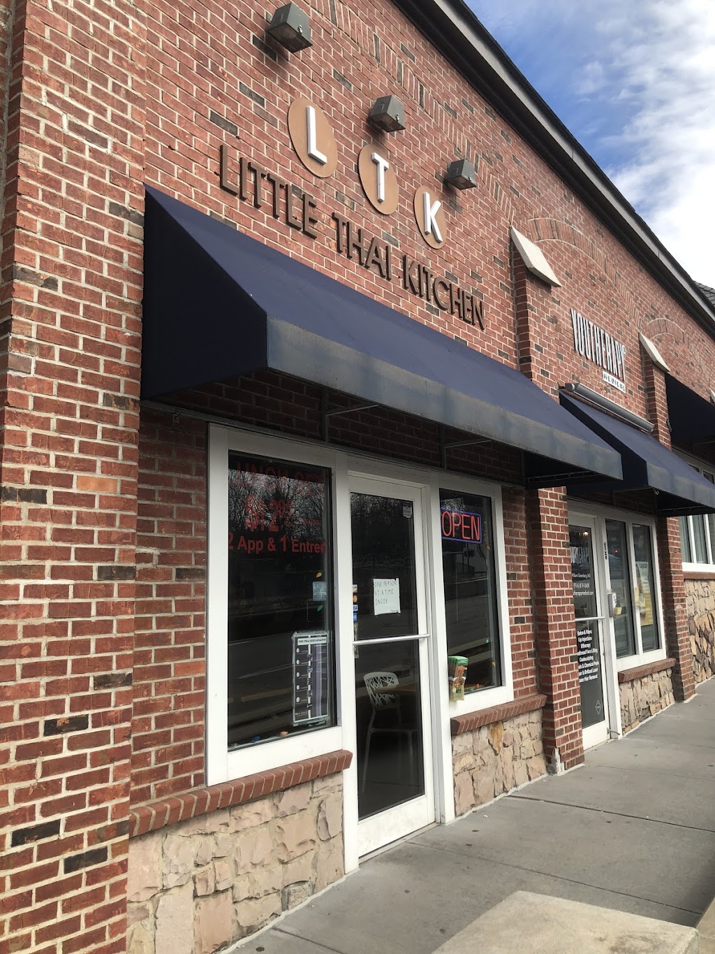 Little Thai Kitchen | 13 Popham Rd #3709, Scarsdale, NY 10583 | Phone: (914) 472-6600