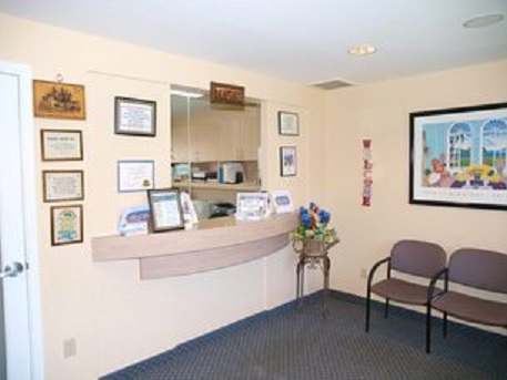 Alan J. Spector, DDS | 264-04 Union Tpke, Glen Oaks, NY 11004 | Phone: (718) 343-2802