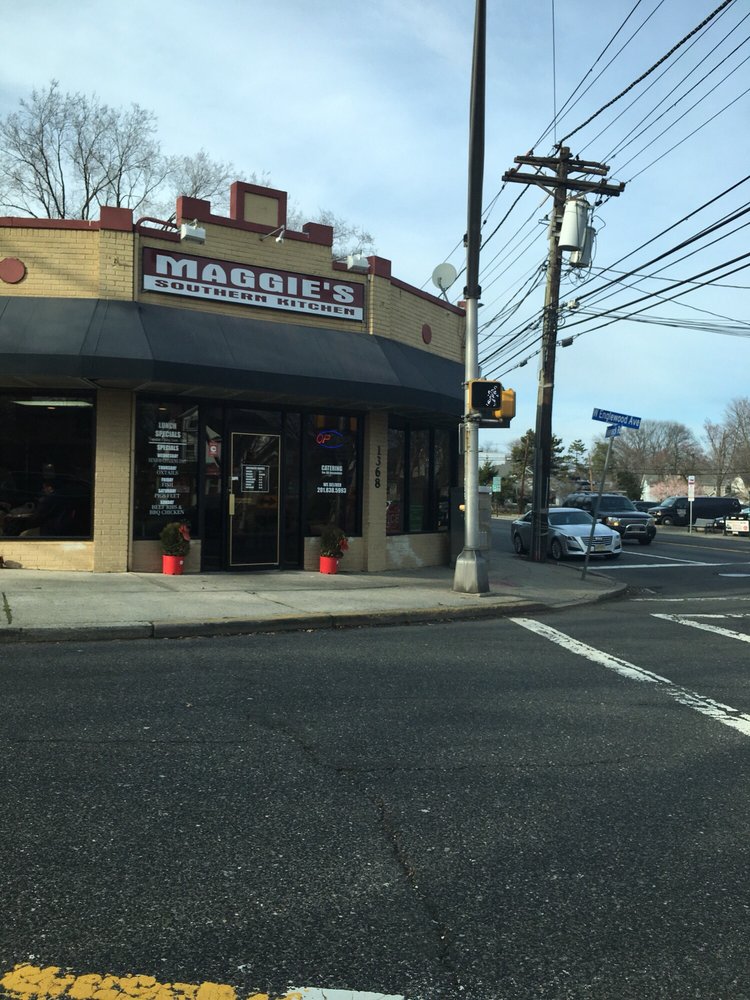 Maggies Southern Kitchen | 1368 Teaneck Rd, Teaneck, NJ 07666 | Phone: (201) 833-5993