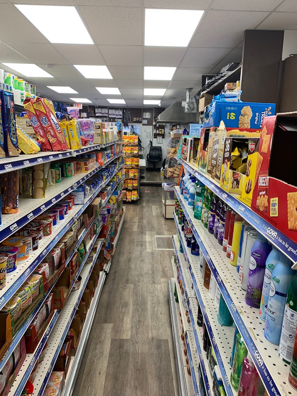 Quick mart | 1614 51st St, North Bergen, NJ 07047 | Phone: (201) 293-2862