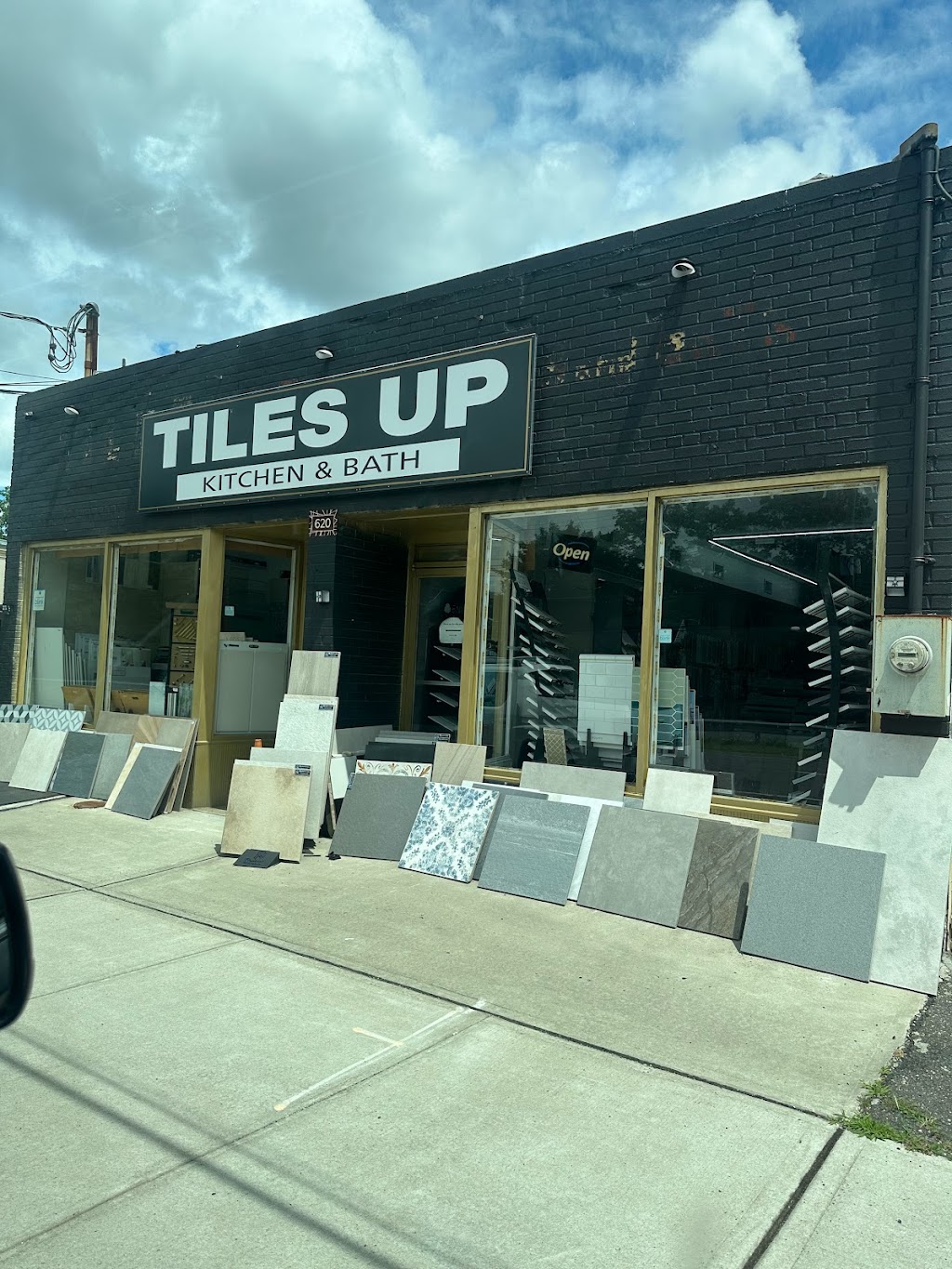 TILES UP | 620 Walt Whitman Rd, Melville, NY 11747 | Phone: (631) 944-3444