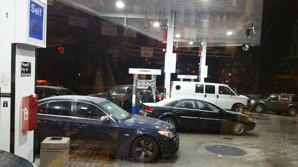 Husky Gas Station | 3102 68th St, Queens, NY 11377 | Phone: (718) 457-1003