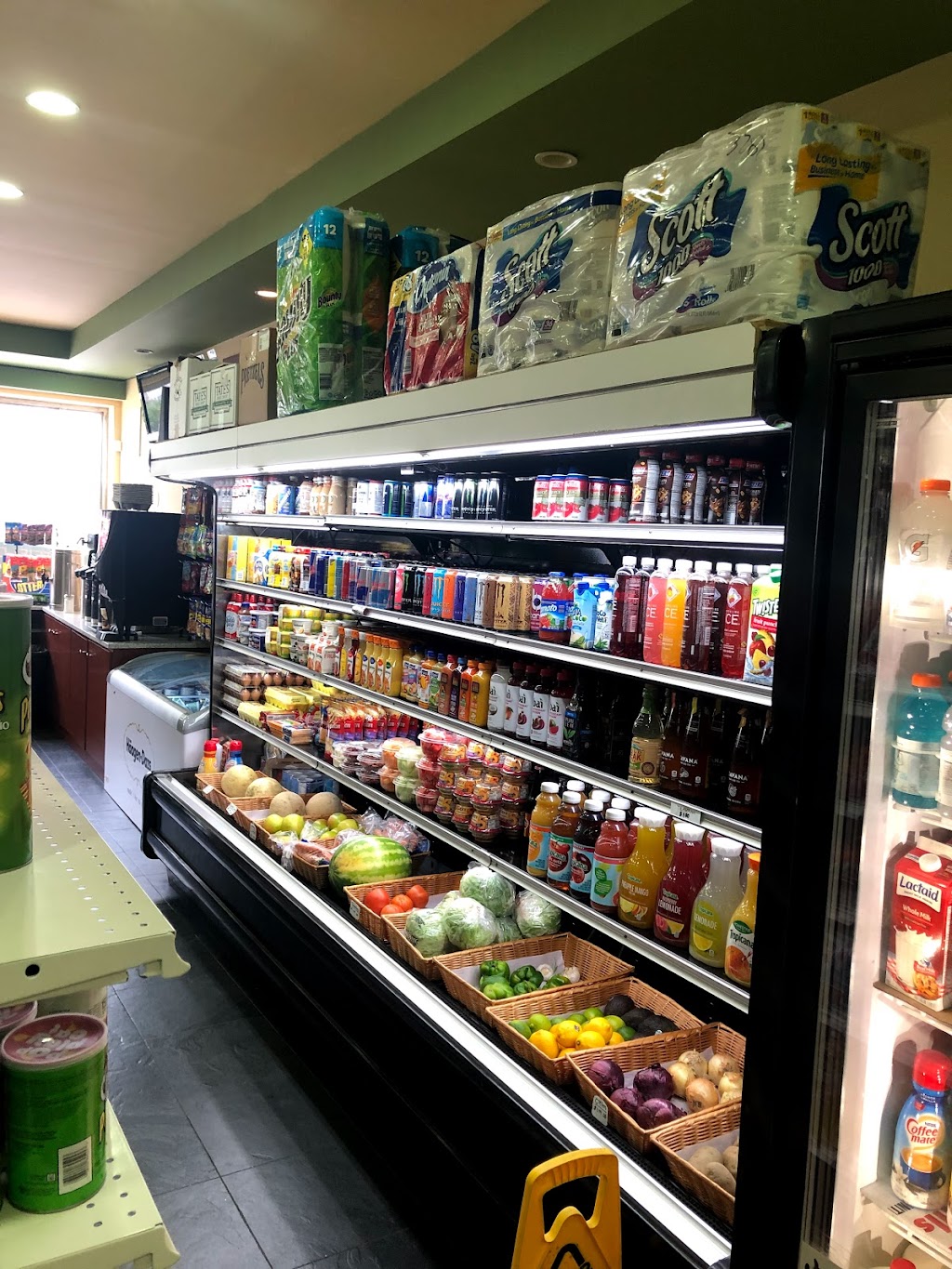 Westfield Market & deli | 3202 Ampere Ave, Bronx, NY 10465 | Phone: (718) 931-1724