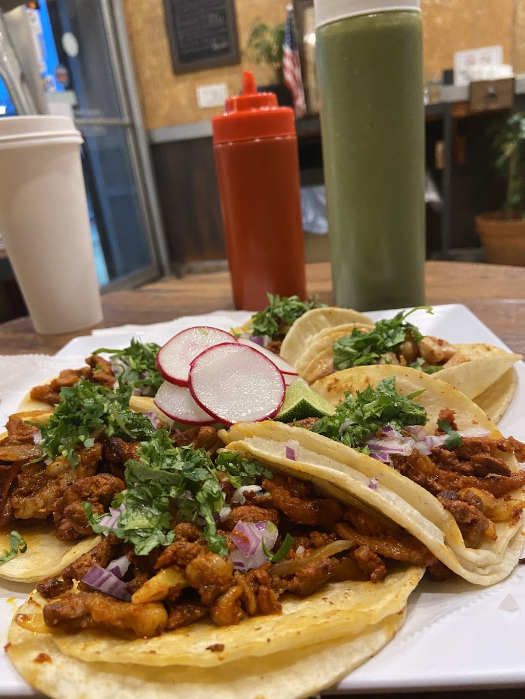 Taqueria Los Güeros | 2409 Steinway St, Queens, NY 11105 | Phone: (718) 545-3290