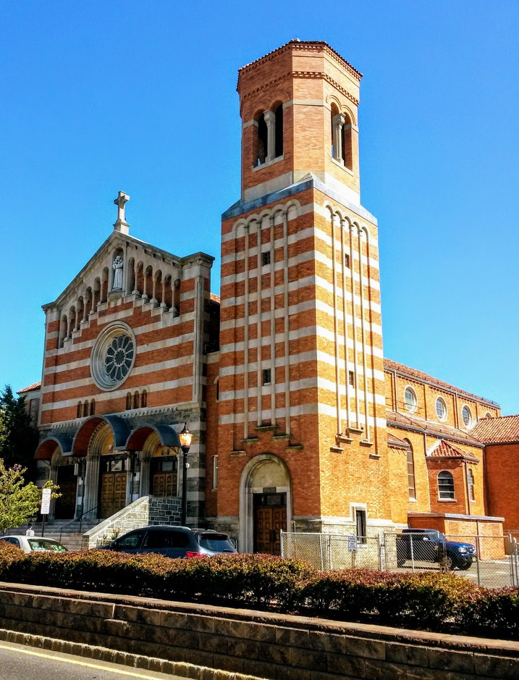 St Anthony of Padua Roman Catholic Church | 615 8th St, Union City, NJ 07087 | Phone: (201) 867-3818