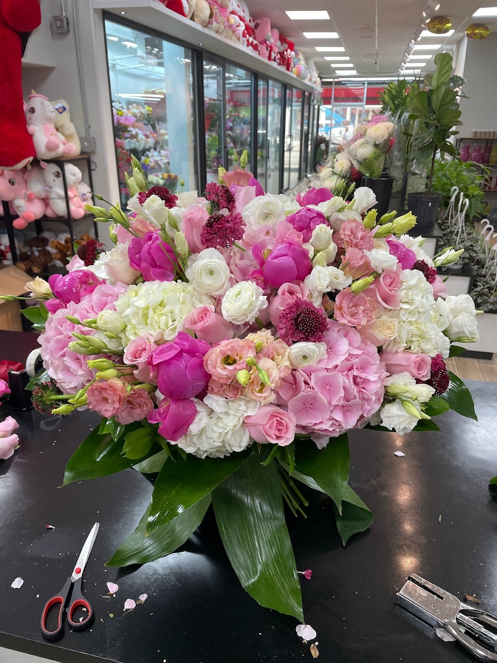 Fiori Flowers | 1122 Avenue U, Brooklyn, NY 11223 | Phone: (718) 975-0777