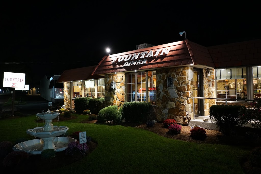 Fountain Diner-Restaurant | 31 S Central Ave, Hartsdale, NY 10530 | Phone: (914) 428-5457