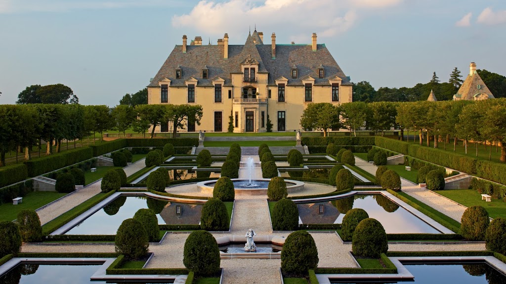 Oheka Castle | 135 W Gate Dr, Huntington, NY 11743 | Phone: (631) 659-1400