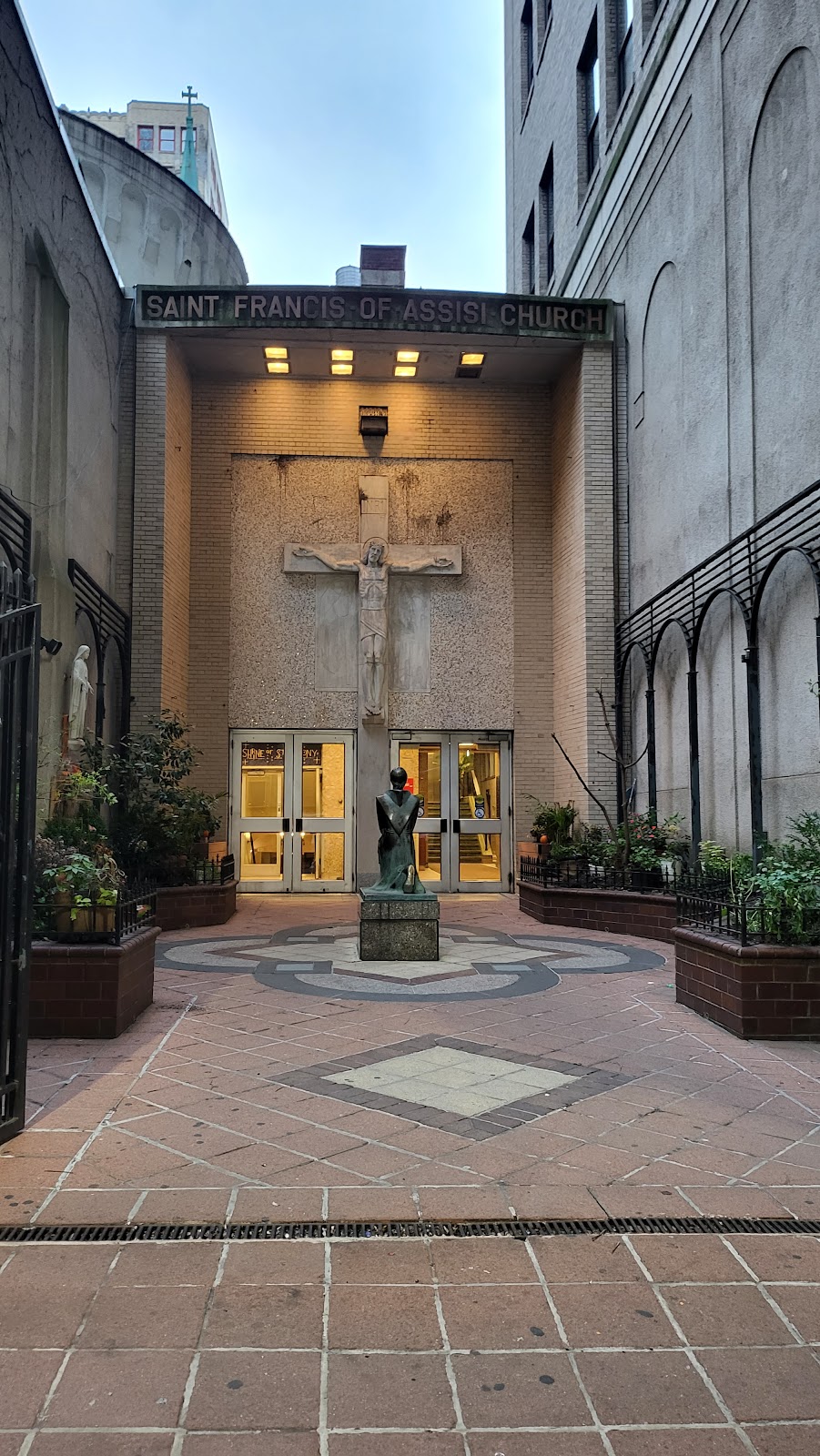 St. Francis of Assisi Roman Catholic Church | 135 W 31st St, New York, NY 10001 | Phone: (212) 736-8500