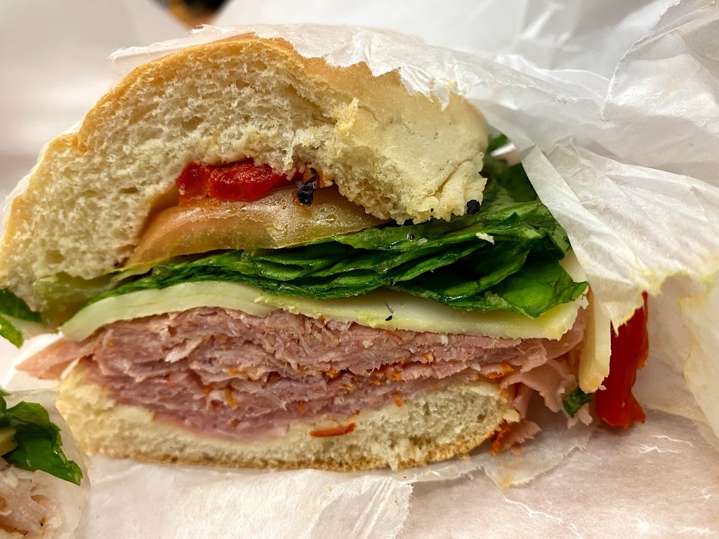 Carmines Italian Deli & Cafe | 7 Old Rd, Elmsford, NY 10523 | Phone: (914) 345-2605