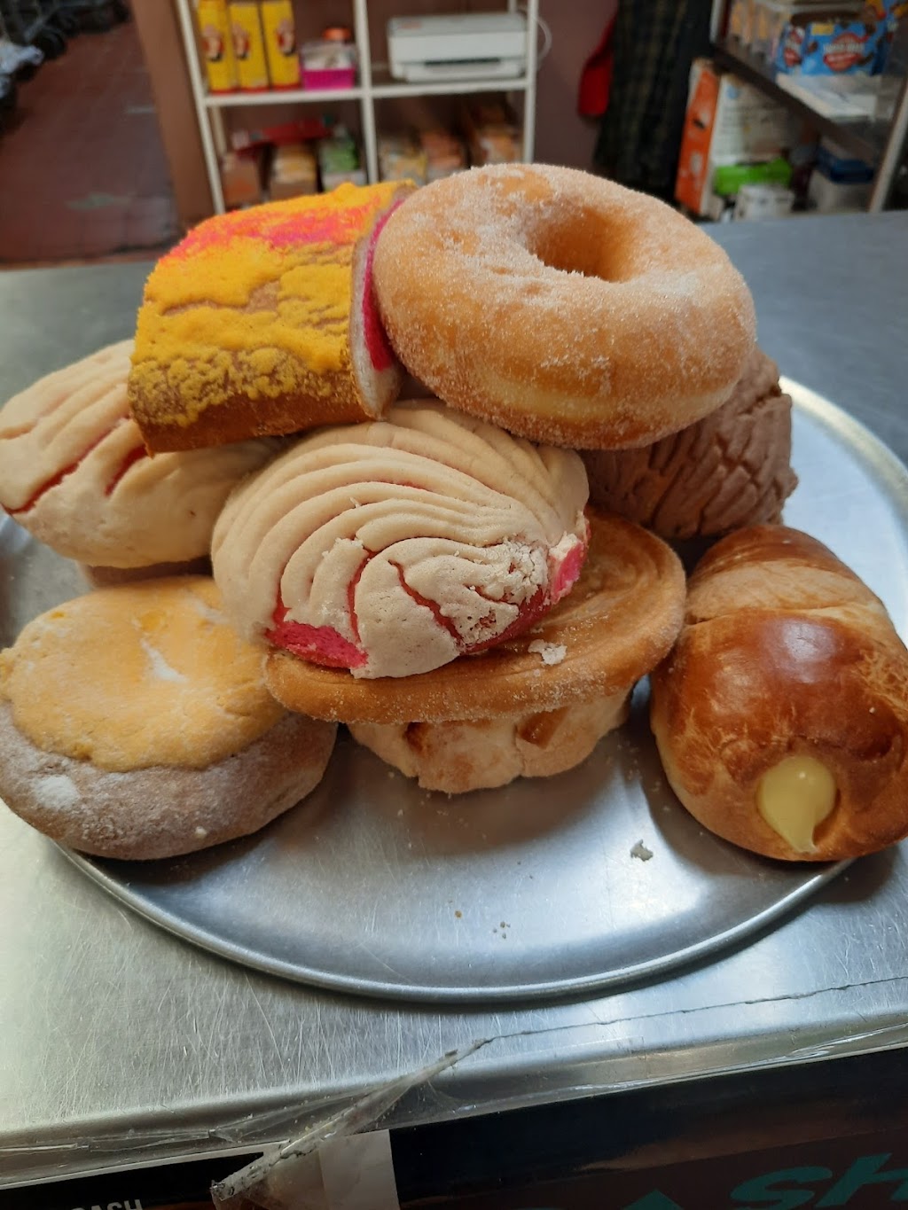 Guadalupana Bakery | 308 Ellery St, Brooklyn, NY 11206 | Phone: (718) 384-2011