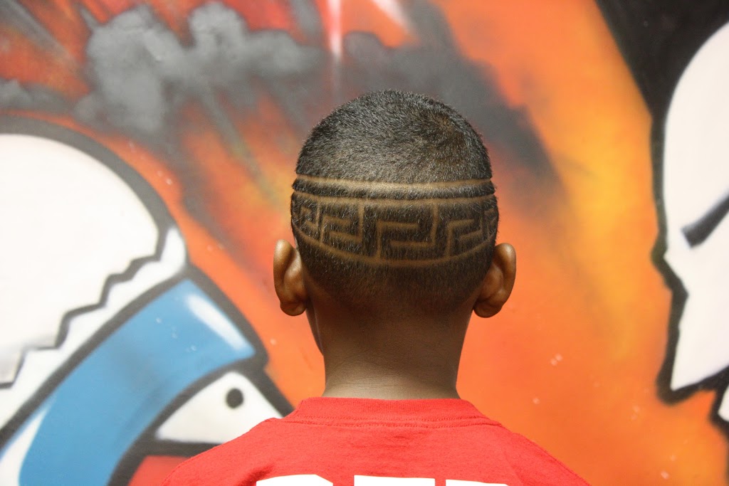 Headliners Barbershop | 109 Lawrence Ave, Inwood, NY 11096 | Phone: (718) 954-6153