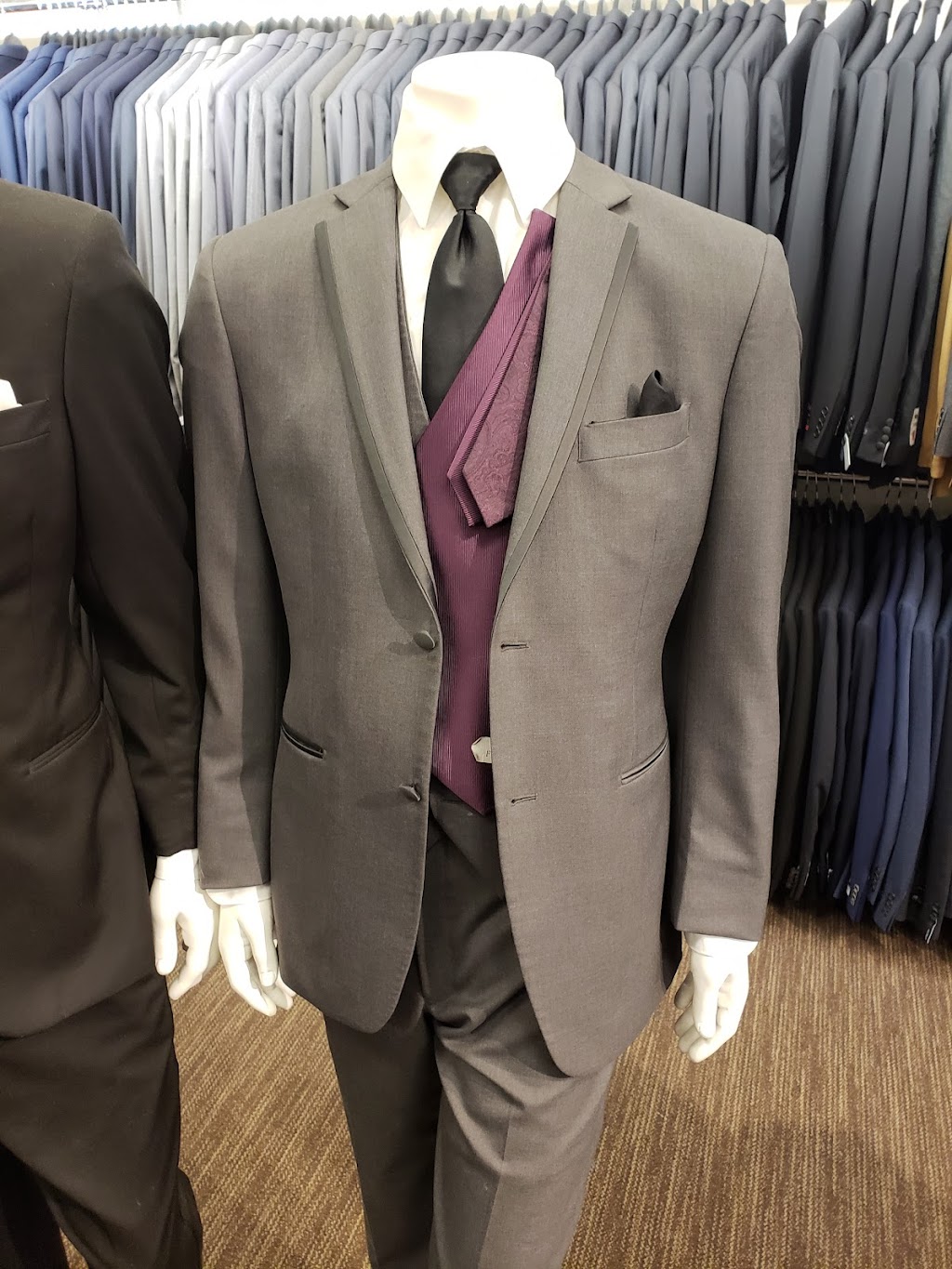 Mens Wearhouse | 5294 Sunrise Hwy, Massapequa Park, NY 11762 | Phone: (516) 798-0370