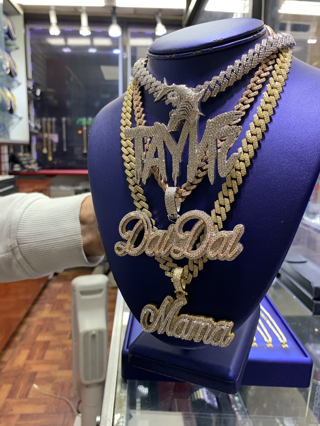 Mike The Jeweler | 281 Utica Ave, Brooklyn, NY 11213 | Phone: (718) 953-5558