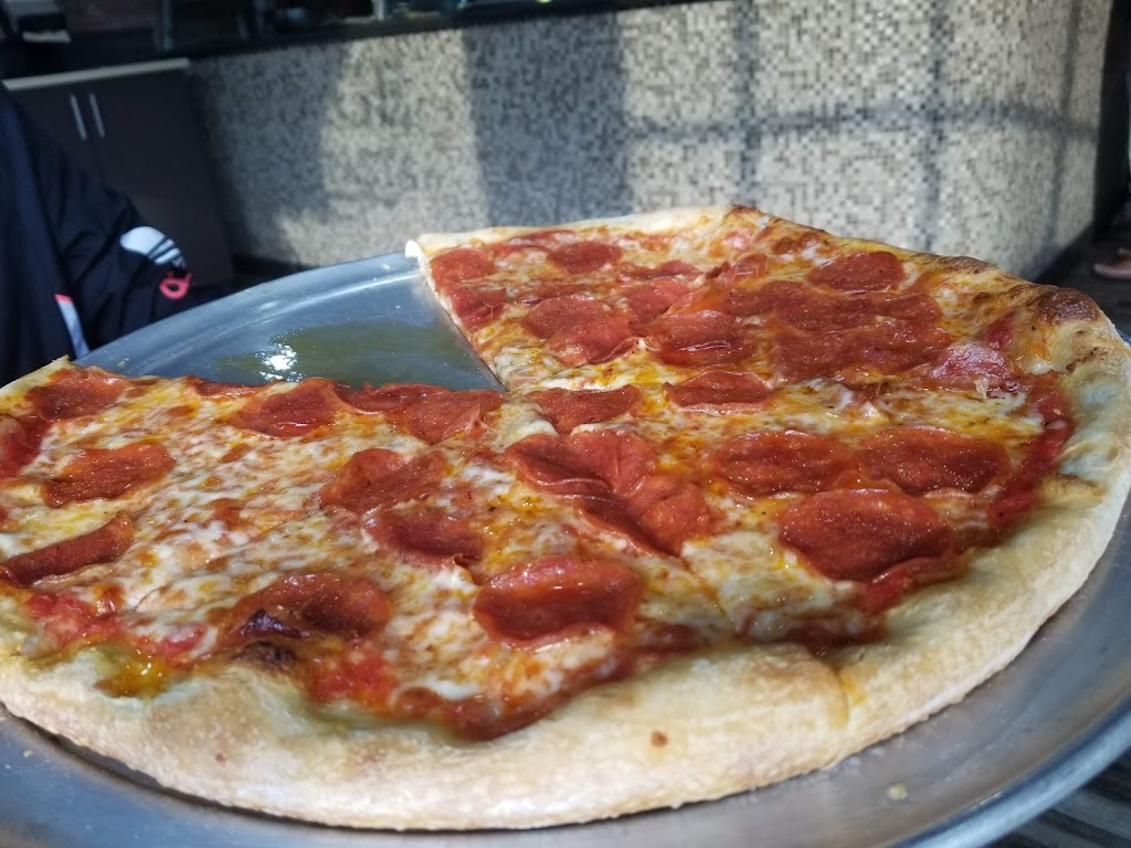 Village Pizza & Pasta | 1029 W Boston Post Rd, Mamaroneck, NY 10543 | Phone: (914) 381-2445