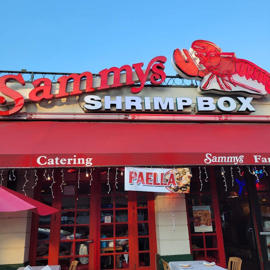 Sammys Shrimp Box | 64 City Island Ave, Bronx, NY 10464 | Phone: (718) 885-3200