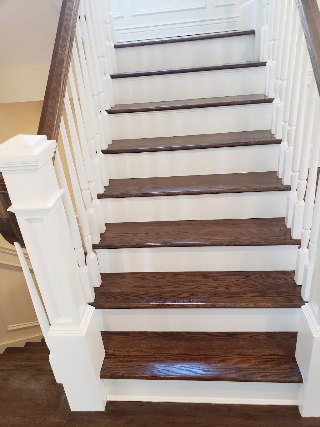 United Wood Floors, Inc. | 8629 143rd St, Briarwood, NY 11435 | Phone: (516) 303-4914