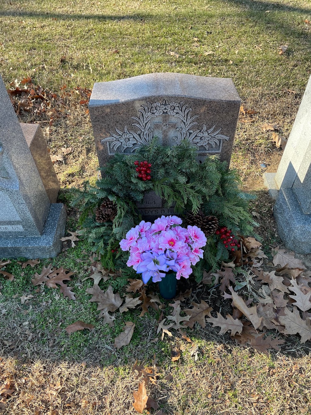 Mount St. Mary Cemetery | 172-00 Booth Memorial Ave, Flushing, NY 11365 | Phone: (718) 353-1560