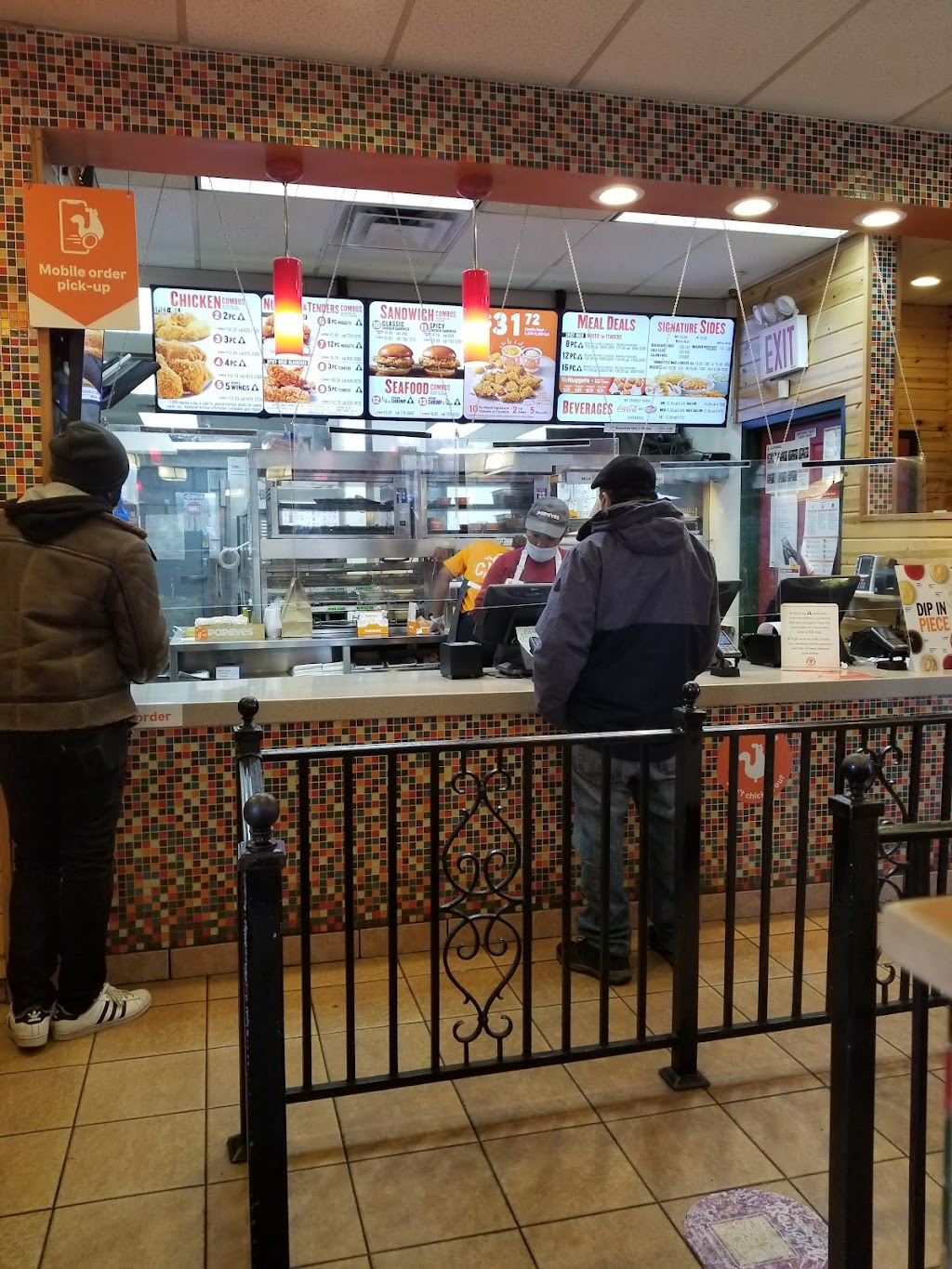 Popeyes Louisiana Kitchen | 360 Baychester Ave, Bronx, NY 10475 | Phone: (718) 320-3600