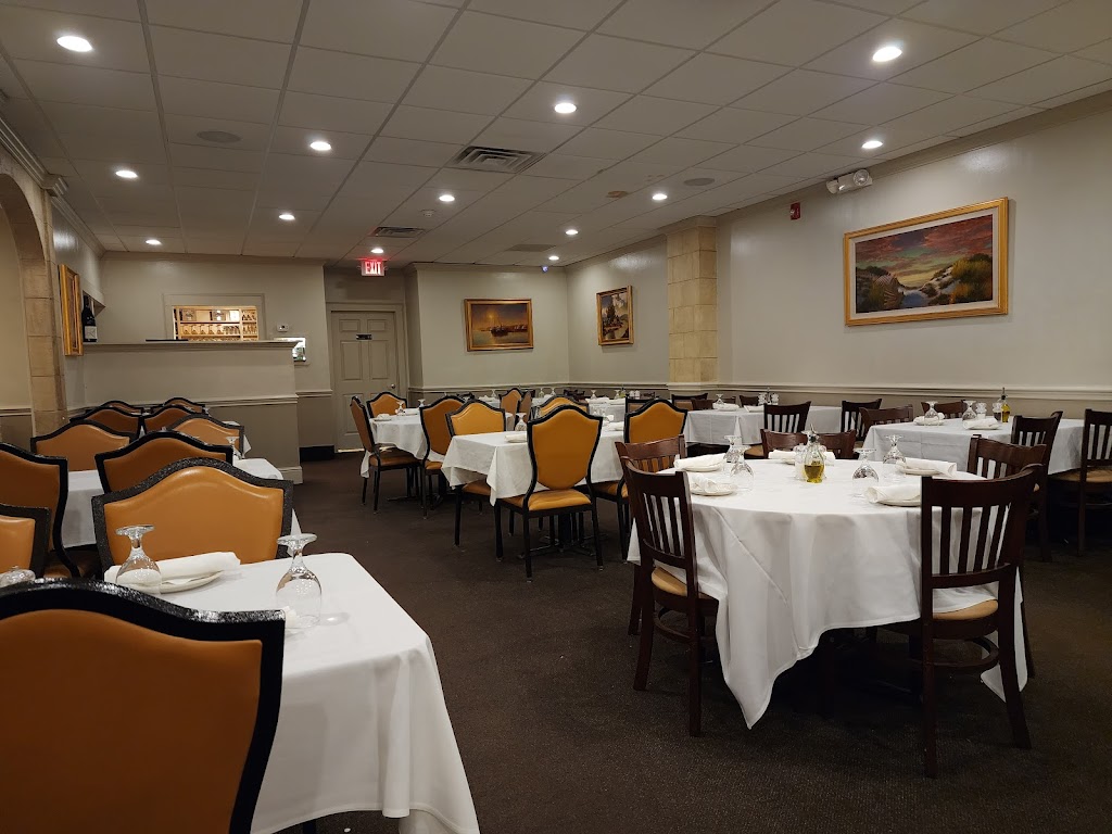 Papa Joes Ristorante Italiano | 1973 Post Rd, Darien, CT 06820 | Phone: (203) 655-1330