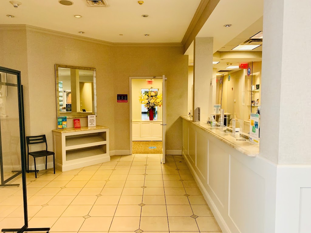 Green Acres Dental Associates | 1069 Green Acres Mall, Valley Stream, NY 11581 | Phone: (516) 568-2022