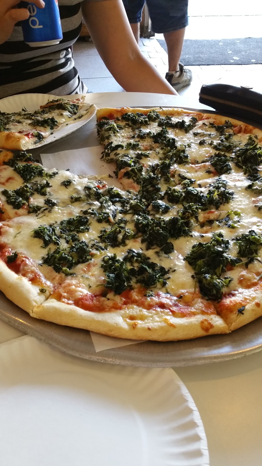 Joes Pizzeria | 259 Prospect Park West, Brooklyn, NY 11215 | Phone: (718) 965-3433