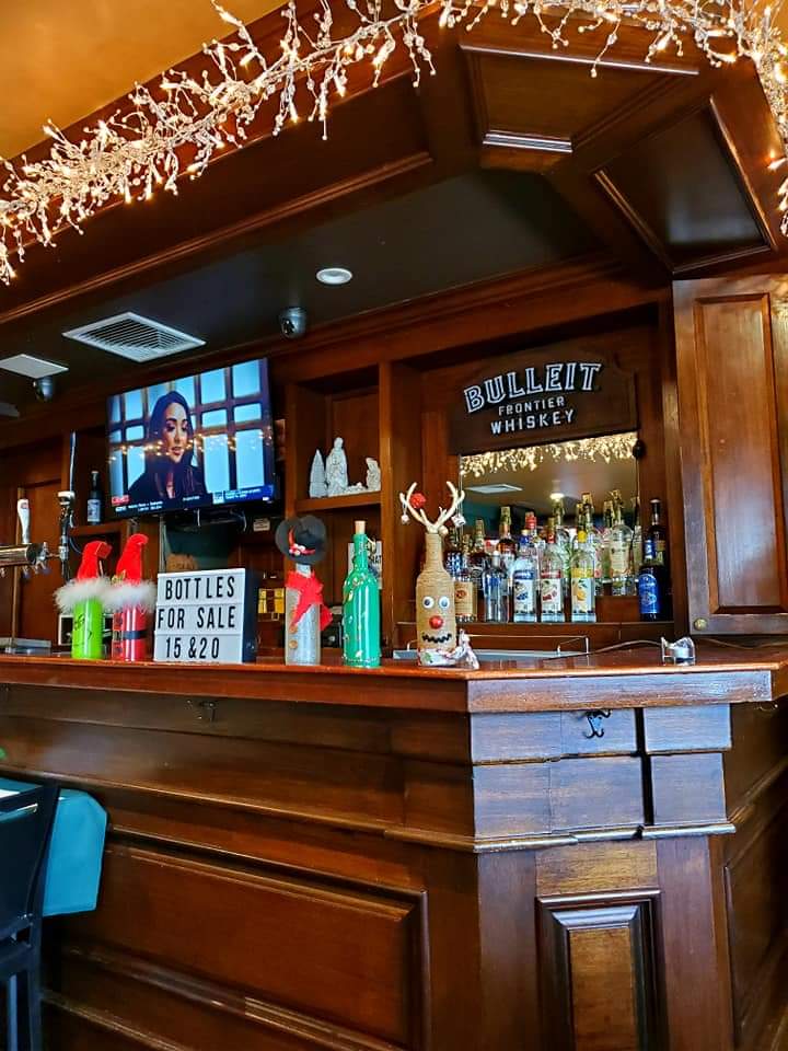 The Saloon | 1016 W Beech St, Long Beach, NY 11561 | Phone: (516) 432-9185