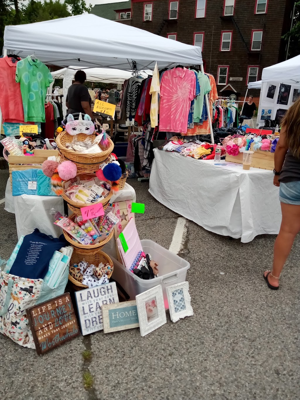 Hastings Flea Market | 131 Southside Ave, Hastings-On-Hudson, NY 10706 | Phone: (646) 709-4308