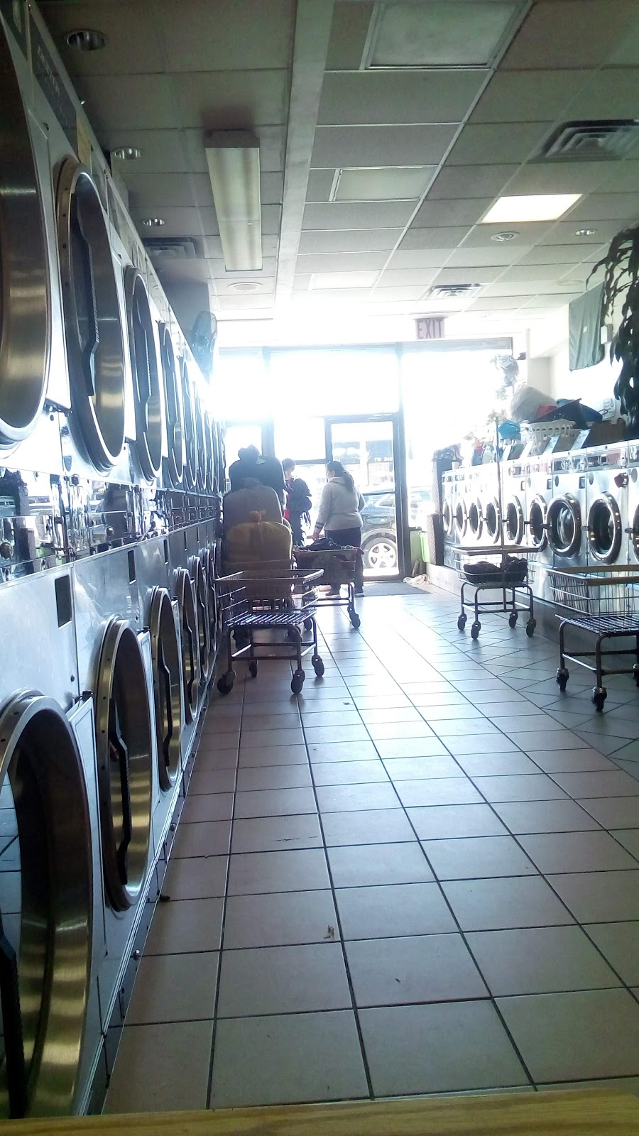 Orchid Laundromat | 267-11 Hillside Avenue, Queens, NY 11004 | Phone: (718) 831-9049