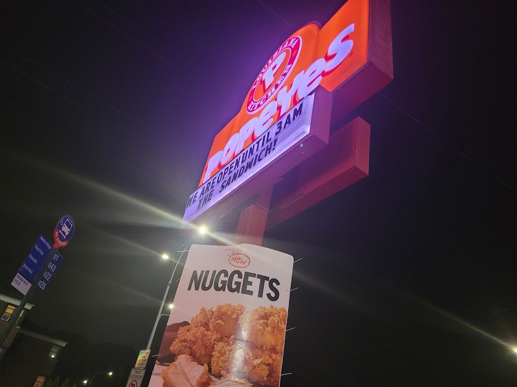 Popeyes Louisiana Kitchen | 21710 Hillside Avenue, Queens, NY 11427 | Phone: (718) 465-6812