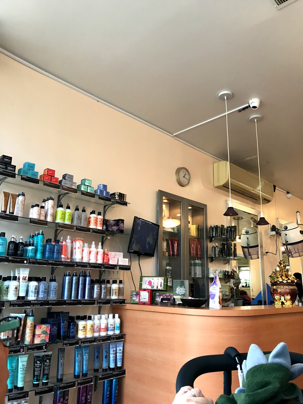 Unique Salon | 13526 Booth Memorial Ave, Flushing, NY 11355 | Phone: (718) 460-6410