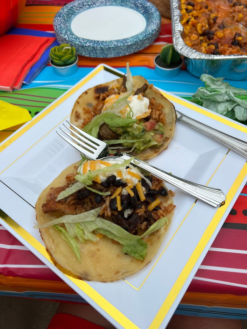 Mexican food El chilito food truck | 206 Richmond Hill Ave, Stamford, CT 06902 | Phone: (203) 940-0922