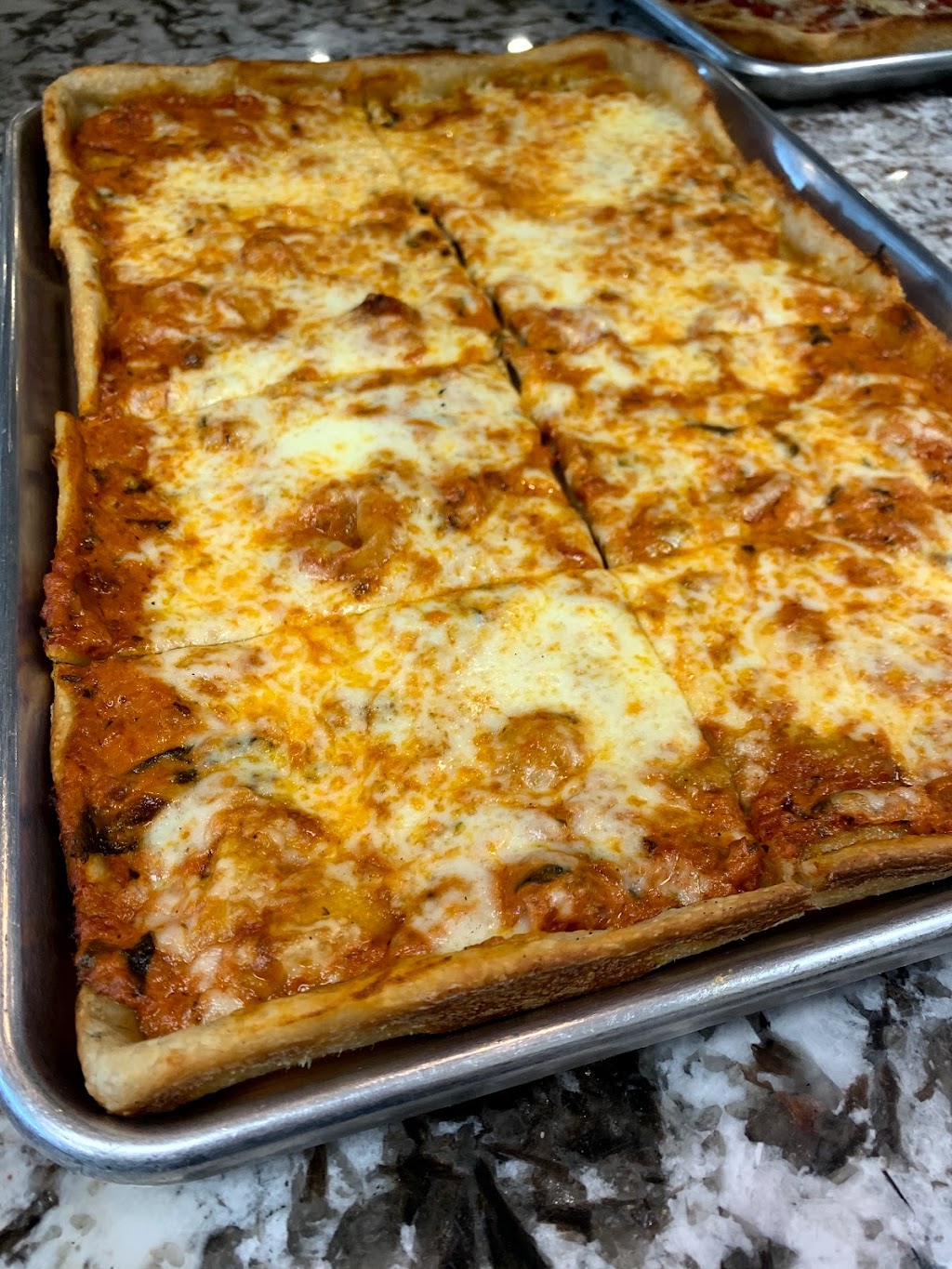 Enzo’s Pizza Of Garden City | 52 New Hyde Park Rd, Garden City, NY 11530 | Phone: (516) 673-4466