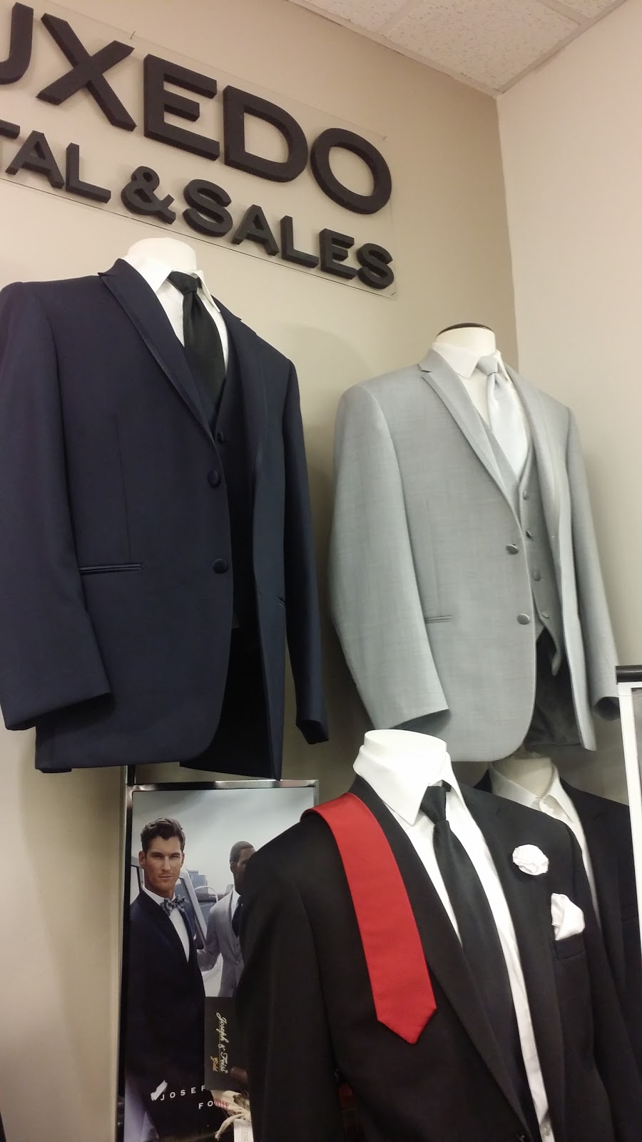 Mens Wearhouse | 2021 Bartow Ave, Bronx, NY 10475 | Phone: (718) 320-8347