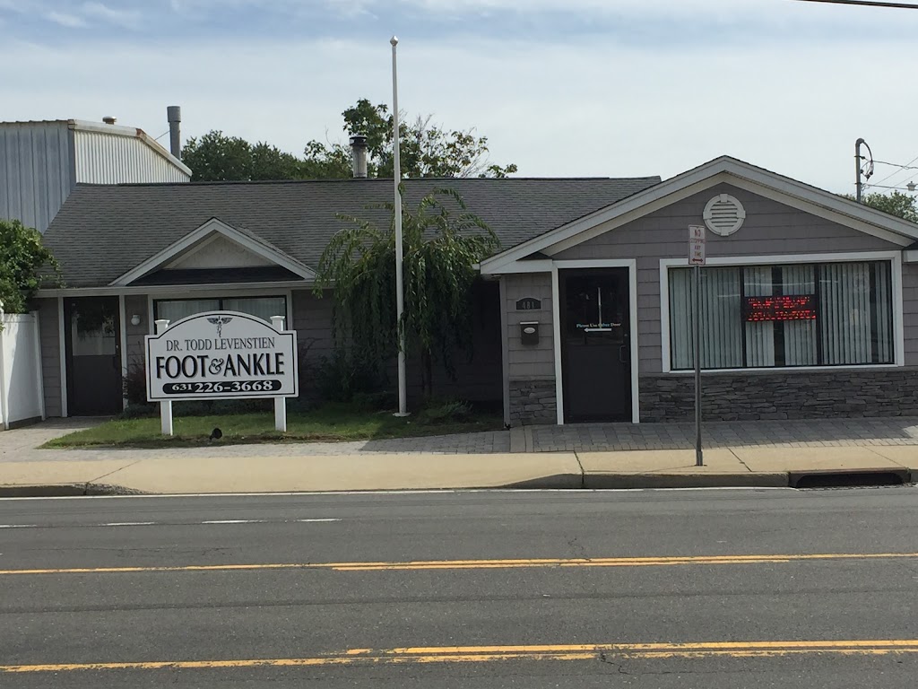 Foot & Ankle Specialist Surgeon Dr. Levenstien | 481 W Montauk Hwy, Lindenhurst, NY 11757 | Phone: (631) 226-3668