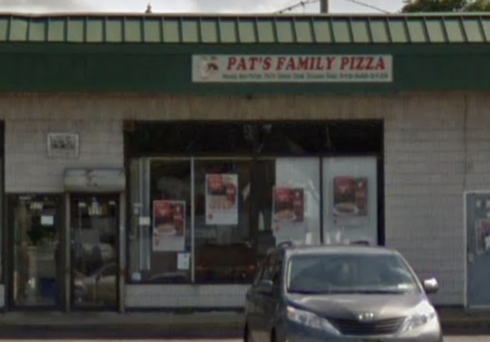 Pats Family Pizzeria | 929 Nassau Rd, Uniondale, NY 11553 | Phone: (516) 640-5129