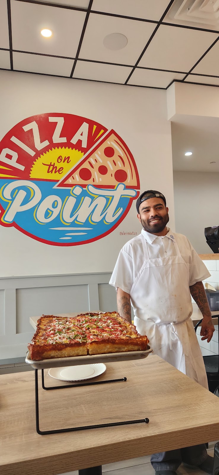 Pizza on the Point | 202-20 Rockaway Point Blvd, Queens, NY 11697 | Phone: (718) 634-0100