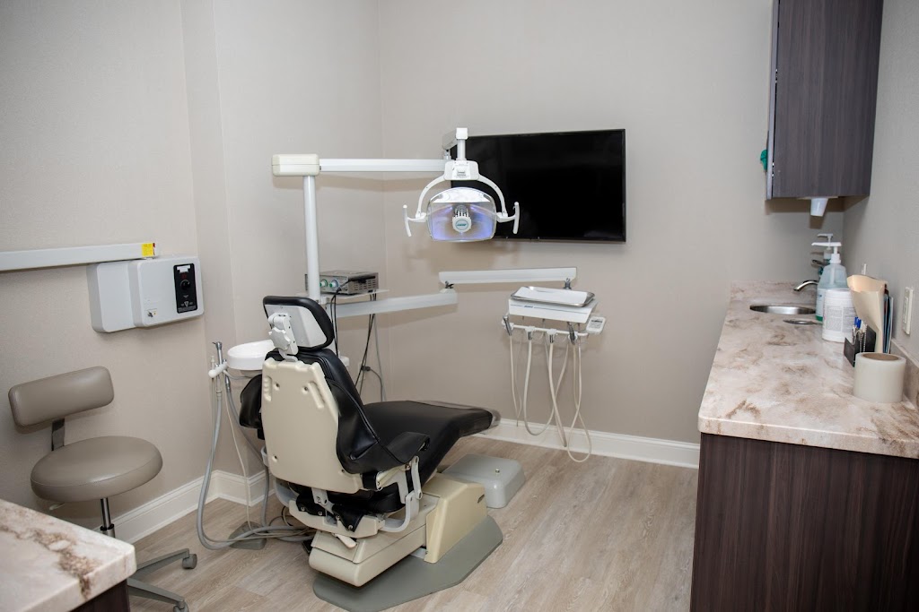 Sunrise Periodontics and Implant Dentistry | 4760 Sunrise Hwy, Massapequa Park, NY 11762 | Phone: (516) 809-8454