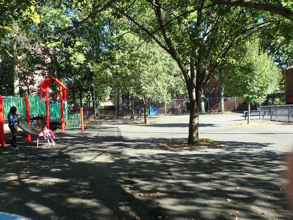 Parkside Playground | Arnow Ave. &, White Plains Rd, Bronx, NY 10467 | Phone: (212) 639-9675